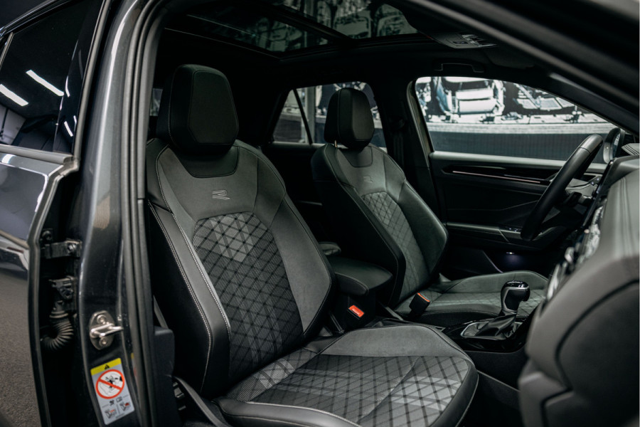 Volkswagen T-Roc 1.5 TSI R-Line Edition Goed uitgevoerde T-Roc face lift R-line