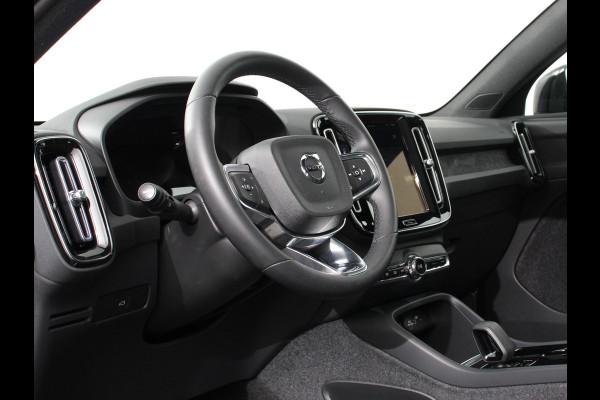 Volvo C40 Single Motor Plus 69 kWh | Panoramadak | Navigatie | Camera | Climate Control | Adaptive Cruise Control | Keyless entry&go