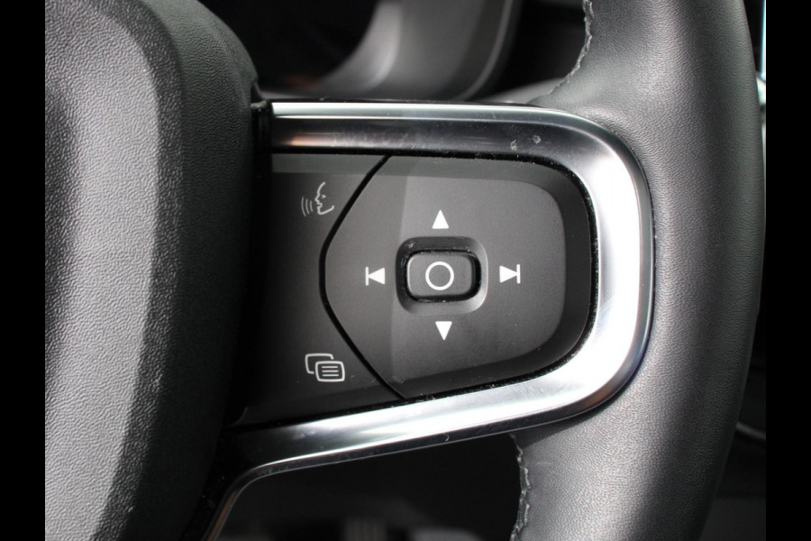 Volvo C40 Single Motor Plus 69 kWh | Panoramadak | Navigatie | Camera | Climate Control | Adaptive Cruise Control | Keyless entry&go