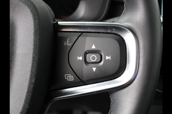 Volvo C40 Single Motor Plus 69 kWh | Panoramadak | Navigatie | Camera | Climate Control | Adaptive Cruise Control | Keyless entry&go