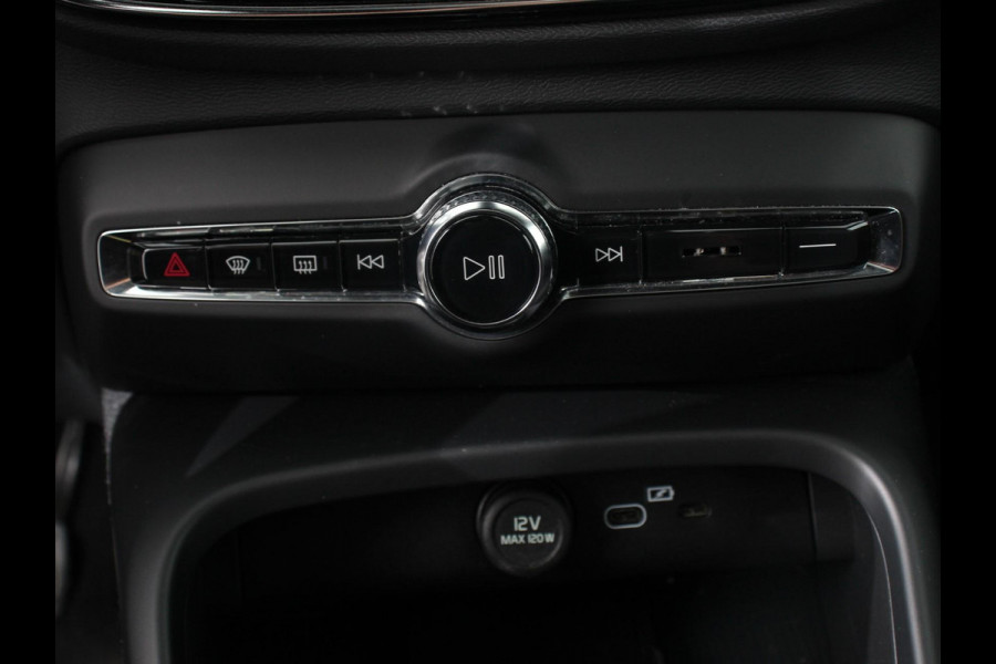 Volvo C40 Single Motor Plus 69 kWh | Panoramadak | Navigatie | Camera | Climate Control | Adaptive Cruise Control | Keyless entry&go