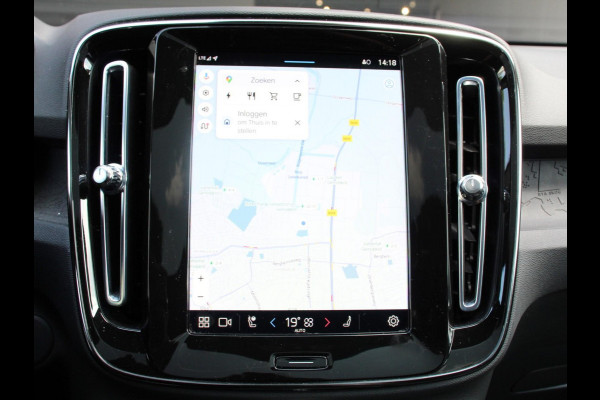 Volvo C40 Single Motor Plus 69 kWh | Panoramadak | Navigatie | Camera | Climate Control | Adaptive Cruise Control | Keyless entry&go