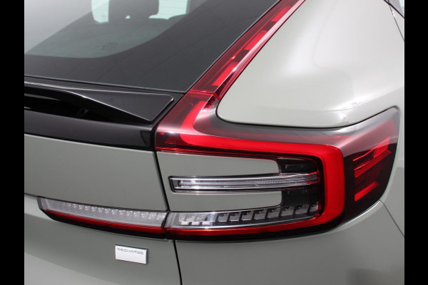 Volvo C40 Single Motor Plus 69 kWh | Panoramadak | Navigatie | Camera | Climate Control | Adaptive Cruise Control | Keyless entry&go