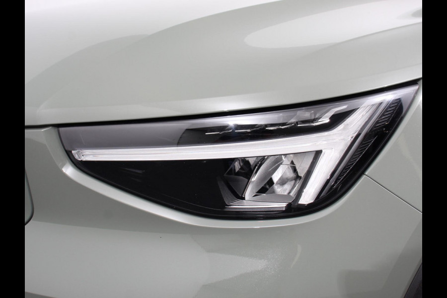 Volvo C40 Single Motor Plus 69 kWh | Panoramadak | Navigatie | Camera | Climate Control | Adaptive Cruise Control | Keyless entry&go