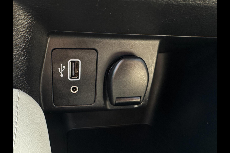 Nissan Micra 1.0 IG-T Acenta TREKHAAK / CAMERA / CARPLAY / 4-SEIZ. BAND / STOELVERW. / ZEER NETJES
