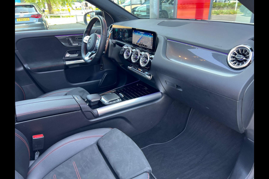 Mercedes-Benz GLA 250 e AMG Line