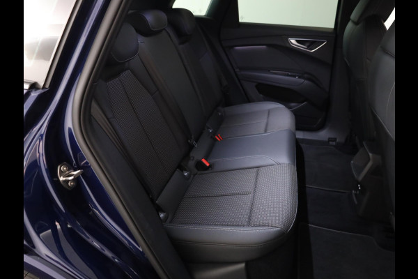 Audi Q4 e-tron 40 S edition 77 kWh 20'LM-velgen|Camera| stoelen verwarmd|  Int.voorverwarming|