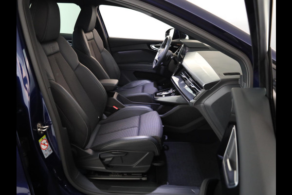 Audi Q4 e-tron 40 S edition 77 kWh 20'LM-velgen|Camera| stoelen verwarmd|  Int.voorverwarming|