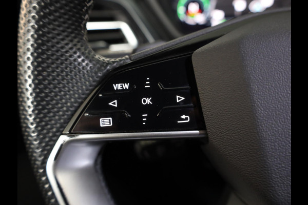 Audi Q4 e-tron 40 S edition 77 kWh 20'LM-velgen|Camera| stoelen verwarmd|  Int.voorverwarming|