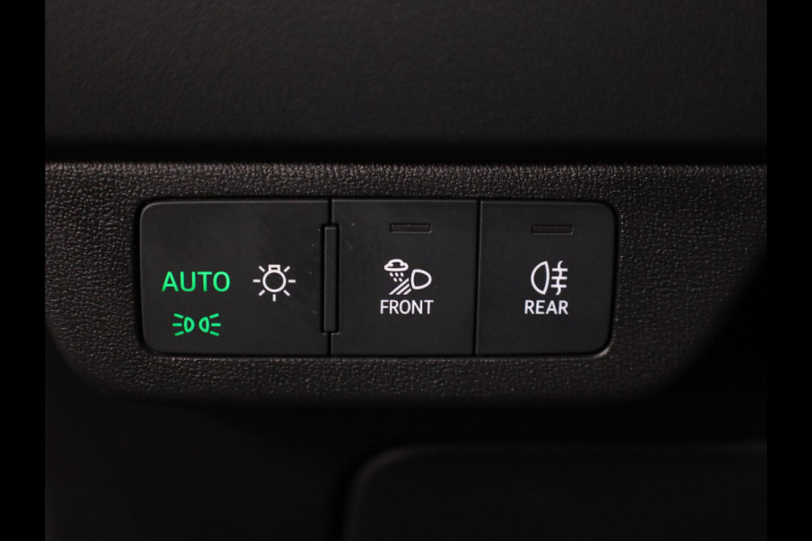 Audi Q4 e-tron 40 S edition 77 kWh 20'LM-velgen|Camera| stoelen verwarmd|  Int.voorverwarming|