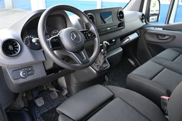 Mercedes-Benz Sprinter 214 CDI L1H1 LED, MBUX met Apple Carplay/Android Auto, Trekhaak