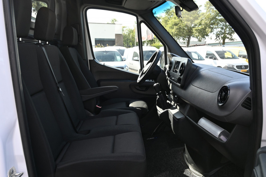 Mercedes-Benz Sprinter 214 CDI L1H1 LED, MBUX met Apple Carplay/Android Auto, Trekhaak