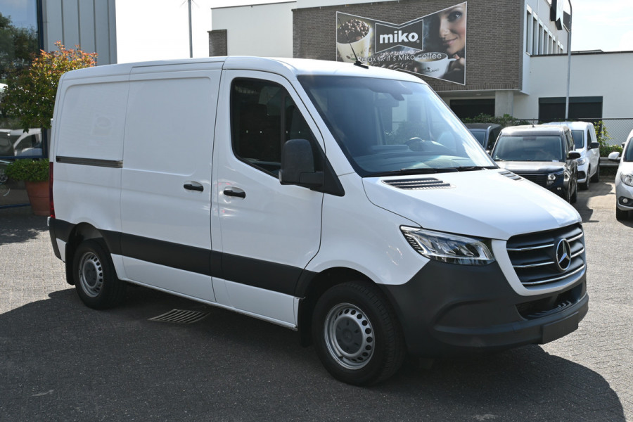 Mercedes-Benz Sprinter 214 CDI L1H1 LED, MBUX met Apple Carplay/Android Auto, Trekhaak