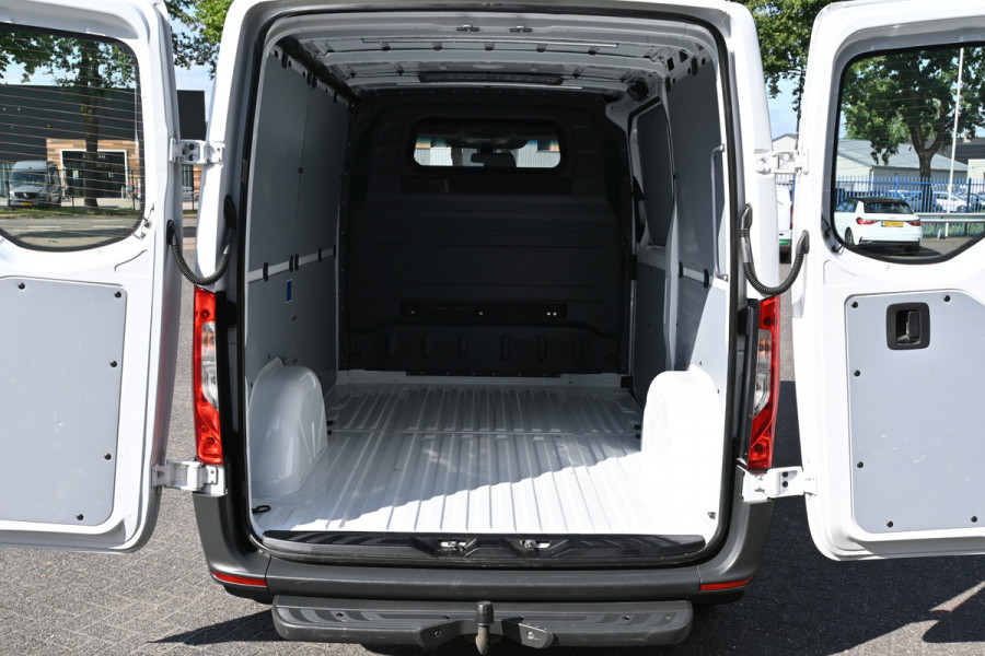 Mercedes-Benz Sprinter 214 CDI L1H1 LED, MBUX met Apple Carplay/Android Auto, Trekhaak