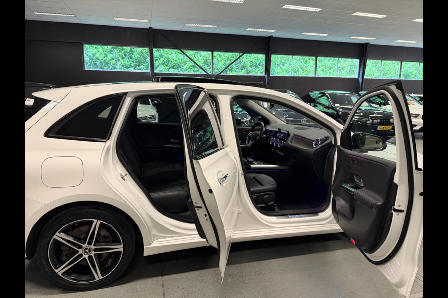 Mercedes-Benz B-Klasse 250 e Business Solution PANO/SFEERVERL/BURMESTER/V-COCKPIT/DAB/CARPLAY/CAM///