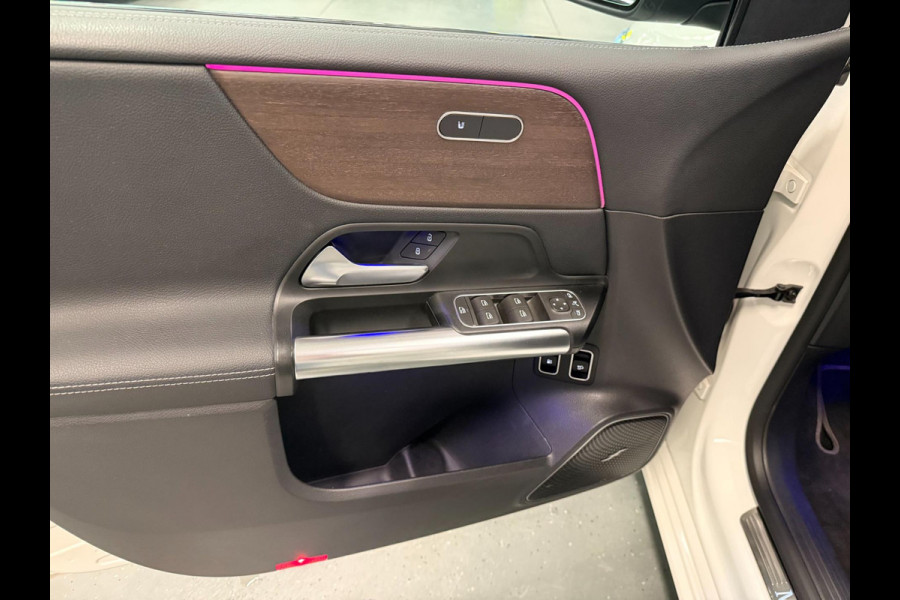 Mercedes-Benz B-Klasse 250 e Business Solution PANO/SFEERVERL/BURMESTER/V-COCKPIT/DAB/CARPLAY/CAM///