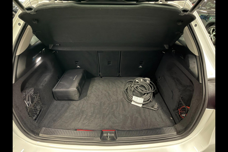 Mercedes-Benz B-Klasse 250 e Business Solution PANO/SFEERVERL/BURMESTER/V-COCKPIT/DAB/CARPLAY/CAM///