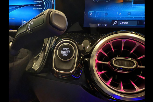 Mercedes-Benz B-Klasse 250 e Business Solution PANO/SFEERVERL/BURMESTER/V-COCKPIT/DAB/CARPLAY/CAM///
