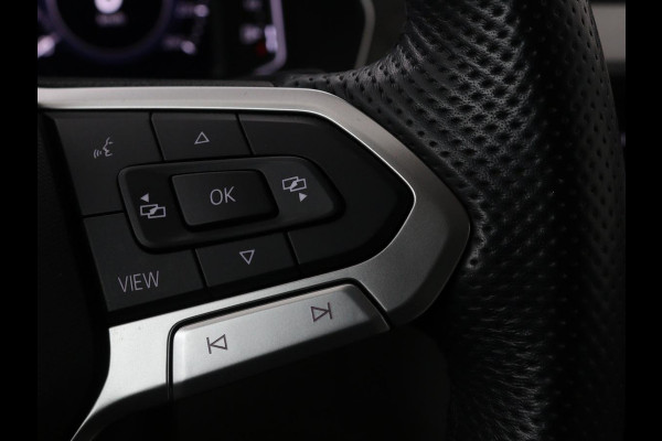 Volkswagen Passat 1.4 TSI GTE | Panoramadak | Stoelverwarming | Leder/Alcantara | Camera | Carplay | Adaptive cruise | Matrix LED | Massage | Navigatie