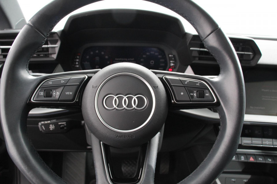 Audi A3 Sportback 35 TFSI 150pk S-Tronic Prestige | Panorama dak | Climate control | Navigatie | Appel Carplay/Android Auto | Electrisch bedienbare achterklep | Led | Dab | Virtual Cockpit | Adaptive Cruise Control | 17"LMV