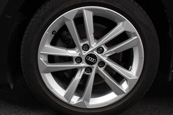 Audi A3 Sportback 35 TFSI 150pk S-Tronic Prestige | Panorama dak | Climate control | Navigatie | Appel Carplay/Android Auto | Electrisch bedienbare achterklep | Led | Dab | Virtual Cockpit | Adaptive Cruise Control | 17"LMV