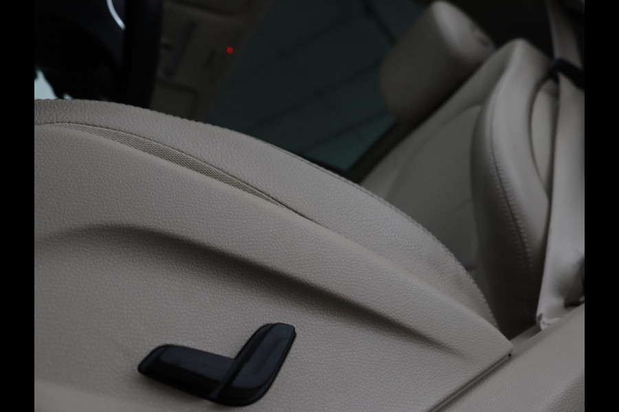 Mercedes-Benz GLC 200 Business Solution Limited | Panoramadak | Leder | Stoelverwarming | Adaptive cruise | Trekhaak | Camera | Carplay