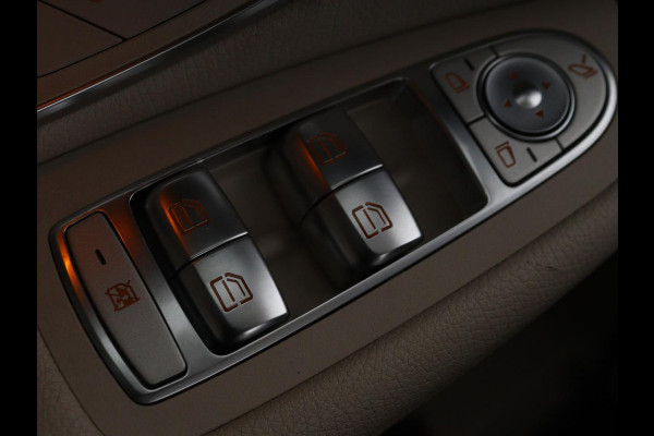 Mercedes-Benz GLC 200 Business Solution Limited | Panoramadak | Leder | Stoelverwarming | Adaptive cruise | Trekhaak | Camera | Carplay