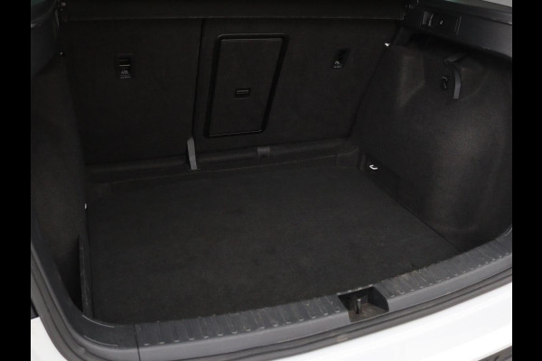 Seat Ateca 1.4 TSI Style | Trekhaak | Stoelverwarming | Carplay | Parkeerhulp | Climate control | Cruise control | Bluetooth