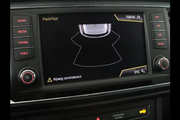 Seat Ateca 1.4 TSI Style | Trekhaak | Stoelverwarming | Carplay | Parkeerhulp | Climate control | Cruise control | Bluetooth