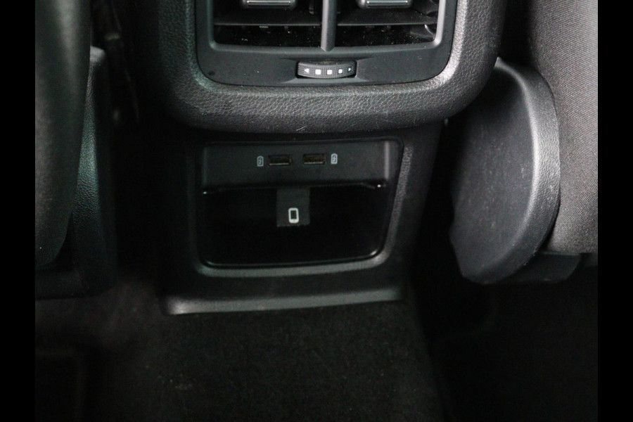 Seat Ateca 1.4 TSI Style | Trekhaak | Stoelverwarming | Carplay | Parkeerhulp | Climate control | Cruise control | Bluetooth