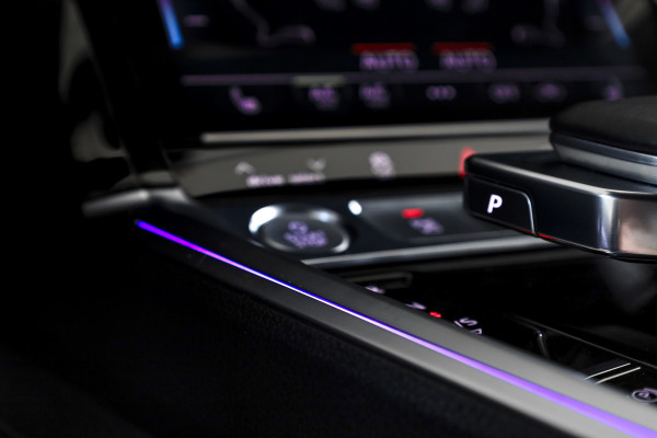 Audi e-tron 50 quattro S edition 71 kWh | Bang & Olufsen | S/K Panodak | Dig.Cockpit | Adapt.Cruise | Stoelverw. | Camera+PDC | NAV + App.Connect | Auto.Airco | LM 20" |
