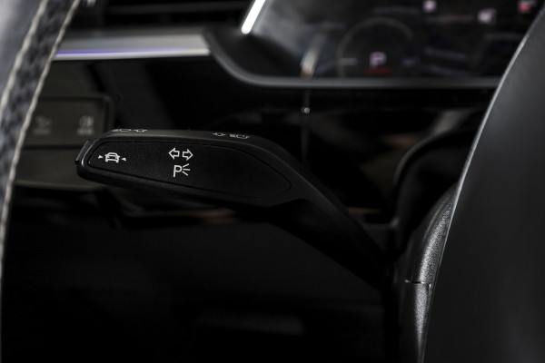 Audi e-tron 50 quattro S edition 71 kWh | Bang & Olufsen | S/K Panodak | Dig.Cockpit | Adapt.Cruise | Stoelverw. | Camera+PDC | NAV + App.Connect | Auto.Airco | LM 20" |