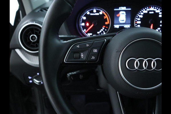 Audi Q2 35 TFSI Epic NAVI | LED | Stoelverwarming
