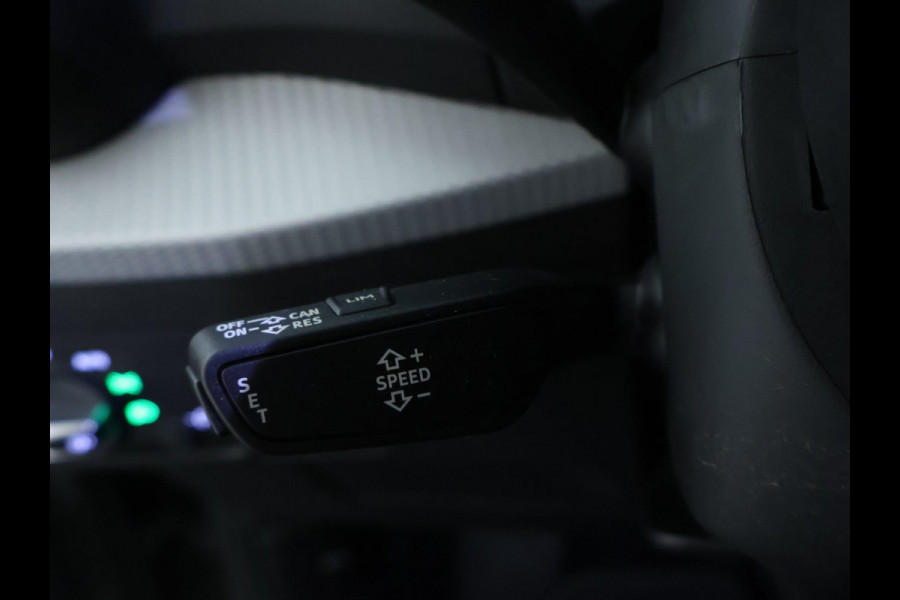 Audi Q2 35 TFSI Epic NAVI | LED | Stoelverwarming