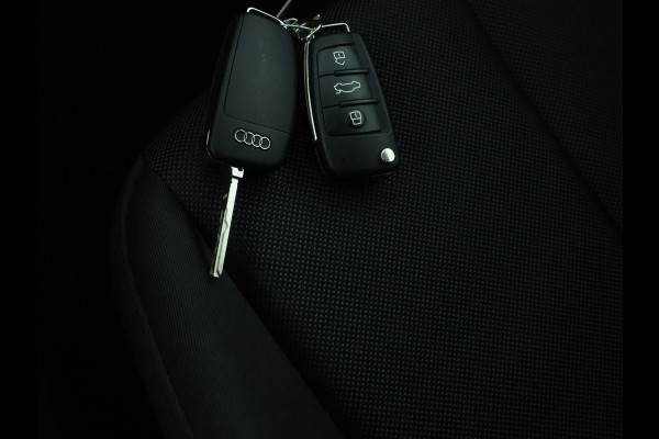 Audi Q2 35 TFSI Epic NAVI | LED | Stoelverwarming