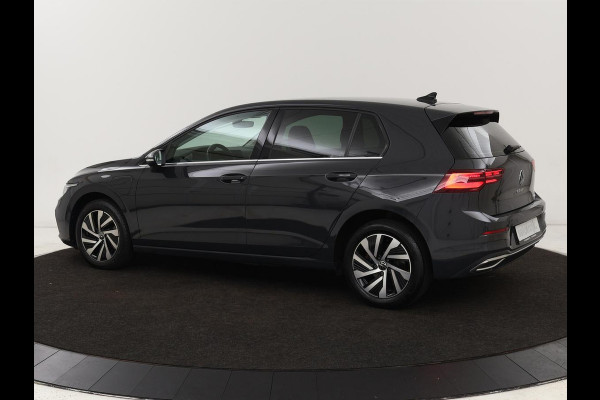 Volkswagen Golf 1.4 TSI e-Hybrid Style | Stoel & stuurverwarming | Massage | Adaptive cruise | Carplay | Memory | Navigatie | Sfeerverlichting