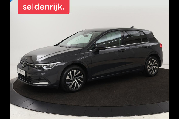 Volkswagen Golf 1.4 TSI e-Hybrid Style | Stoel & stuurverwarming | Massage | Adaptive cruise | Carplay | Memory | Navigatie | Sfeerverlichting