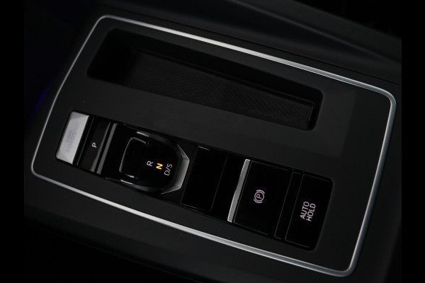 Volkswagen Golf 1.4 TSI e-Hybrid Style | Stoel & stuurverwarming | Massage | Adaptive cruise | Carplay | Memory | Navigatie | Sfeerverlichting