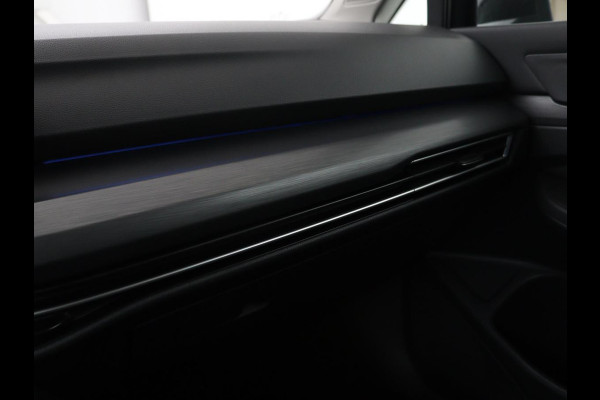 Volkswagen Golf 1.4 TSI e-Hybrid Style | Stoel & stuurverwarming | Massage | Adaptive cruise | Carplay | Memory | Navigatie | Sfeerverlichting