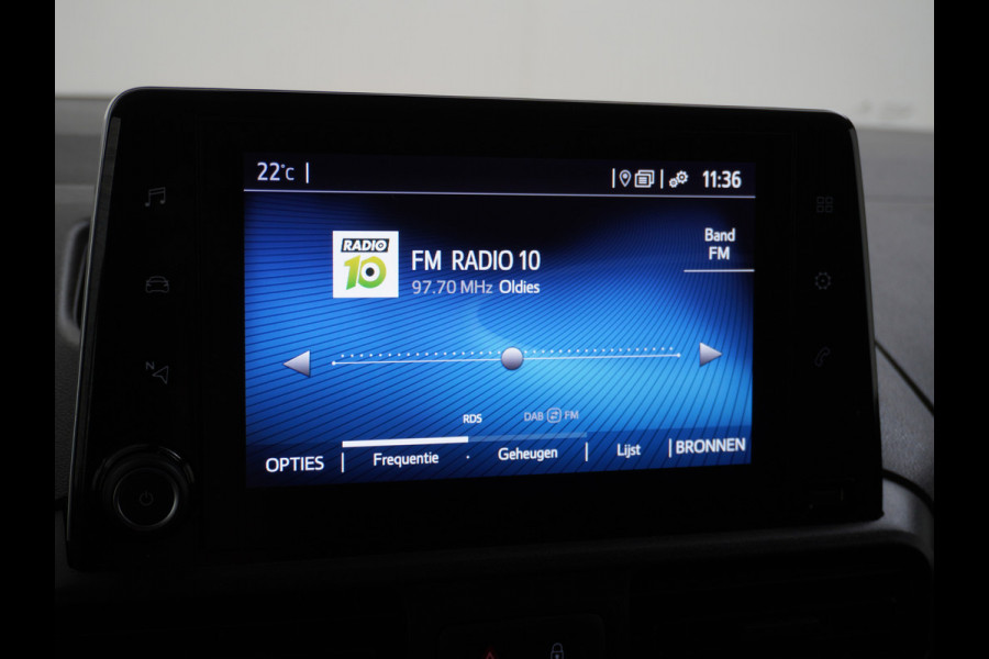 Toyota PROACE CITY D102pk D-4D Navi Apple/Android ECC Pdc Bluetooth CruiseControl Elek.Ramen Airco SchuifdeurRechts Usb Mistlampen Regensensor Aut.Verlichting Elek.inkl.spiegels Live 1500kg trekvermogen Orig.NLs auto EURO6
