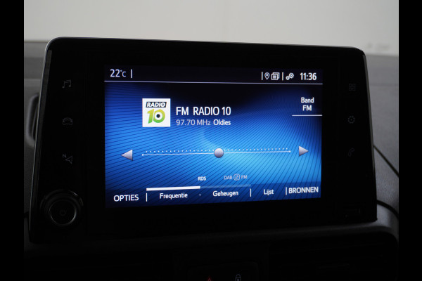 Toyota PROACE CITY D102pk D-4D Navi Apple/Android ECC Pdc Bluetooth CruiseControl Elek.Ramen Airco SchuifdeurRechts Usb Mistlampen Regensensor Aut.Verlichting Elek.inkl.spiegels Live 1500kg trekvermogen Orig.NLs auto EURO6