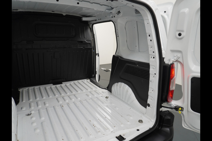 Toyota PROACE CITY D102pk D-4D Navi Apple/Android ECC Pdc Bluetooth CruiseControl Elek.Ramen Airco SchuifdeurRechts Usb Mistlampen Regensensor Aut.Verlichting Elek.inkl.spiegels Live 1500kg trekvermogen Orig.NLs auto EURO6