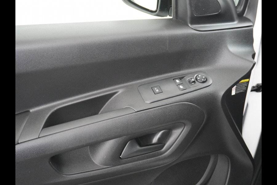 Toyota PROACE CITY D102pk D-4D Navi Apple/Android ECC Pdc Bluetooth CruiseControl Elek.Ramen Airco SchuifdeurRechts Usb Mistlampen Regensensor Aut.Verlichting Elek.inkl.spiegels Live 1500kg trekvermogen Orig.NLs auto EURO6