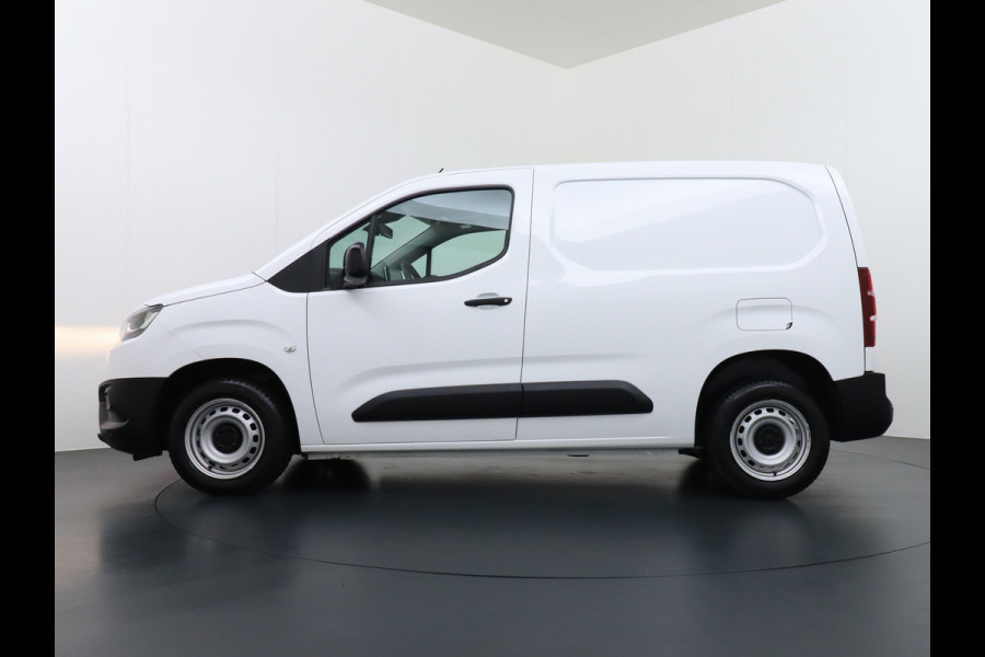Toyota PROACE CITY D102pk D-4D Navi Apple/Android ECC Pdc Bluetooth CruiseControl Elek.Ramen Airco SchuifdeurRechts Usb Mistlampen Regensensor Aut.Verlichting Elek.inkl.spiegels Live 1500kg trekvermogen Orig.NLs auto EURO6