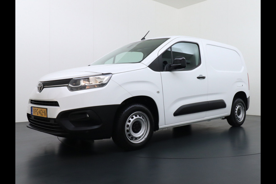 Toyota PROACE CITY D102pk D-4D Navi Apple/Android ECC Pdc Bluetooth CruiseControl Elek.Ramen Airco SchuifdeurRechts Usb Mistlampen Regensensor Aut.Verlichting Elek.inkl.spiegels Live 1500kg trekvermogen Orig.NLs auto EURO6