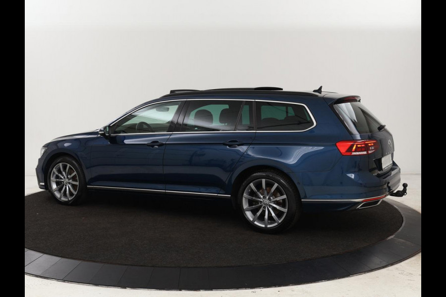 Volkswagen Passat 1.4 TSI PHEV GTE | Panoramadak | Stoelverwarming | Trekhaak | Side Assist | Camera | Carplay | Adaptive cruise | Park Assist | Matrix LED | Massage