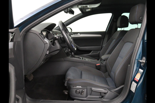 Volkswagen Passat 1.4 TSI PHEV GTE | Panoramadak | Stoelverwarming | Trekhaak | Side Assist | Camera | Carplay | Adaptive cruise | Park Assist | Matrix LED | Massage