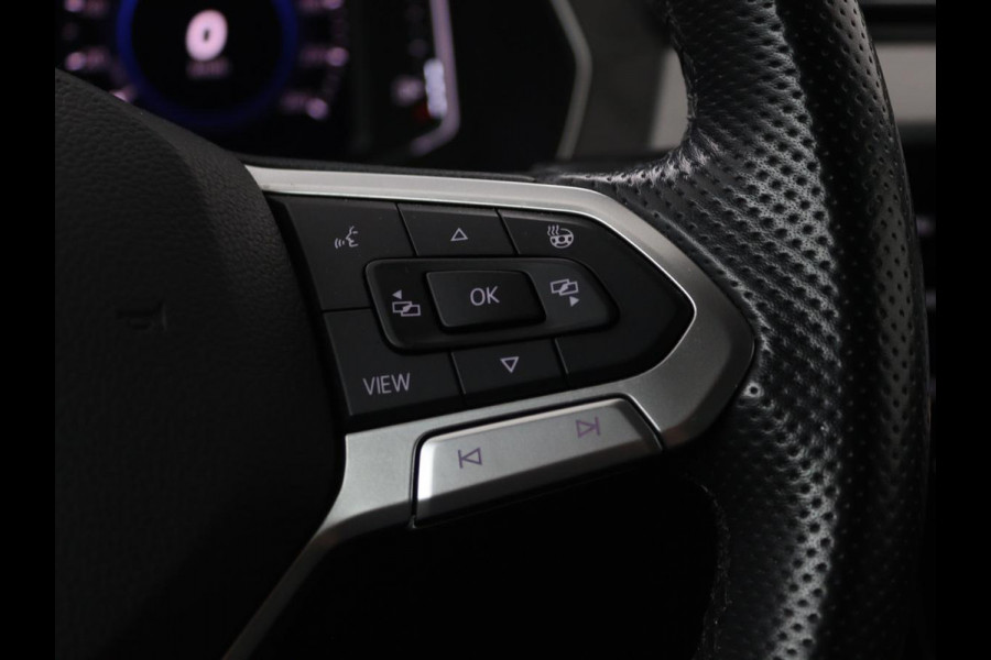 Volkswagen Passat 1.4 TSI PHEV GTE | Panoramadak | Stoelverwarming | Trekhaak | Side Assist | Camera | Carplay | Adaptive cruise | Park Assist | Matrix LED | Massage