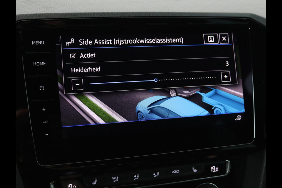 Volkswagen Passat 1.4 TSI PHEV GTE | Panoramadak | Stoelverwarming | Trekhaak | Side Assist | Camera | Carplay | Adaptive cruise | Park Assist | Matrix LED | Massage