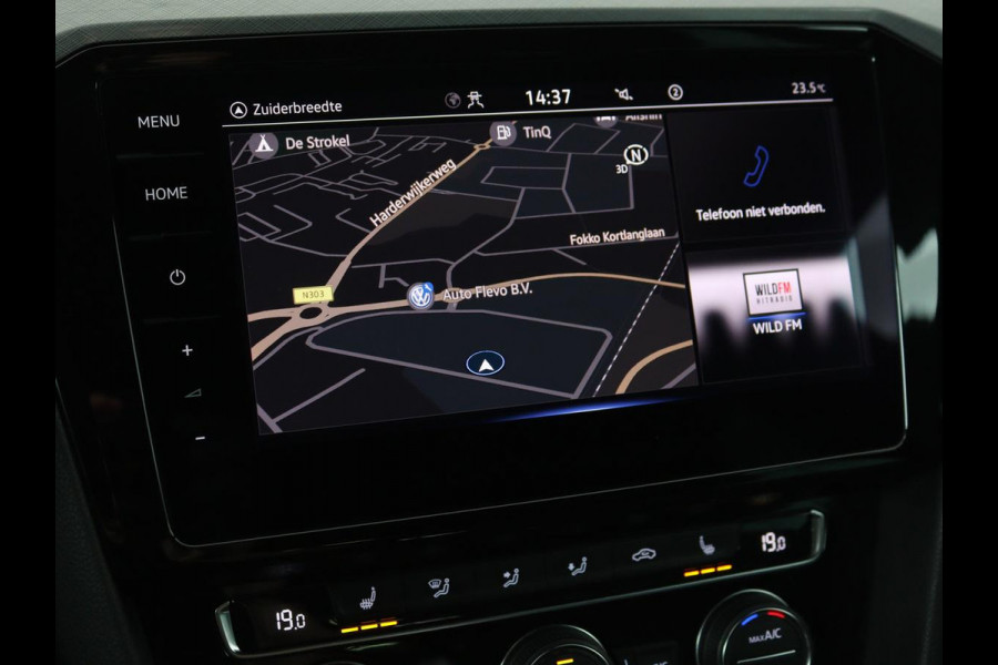 Volkswagen Passat 1.4 TSI PHEV GTE | Panoramadak | Stoelverwarming | Trekhaak | Side Assist | Camera | Carplay | Adaptive cruise | Park Assist | Matrix LED | Massage